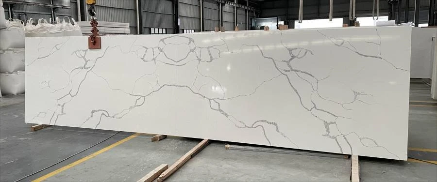 calacatta quartz classic