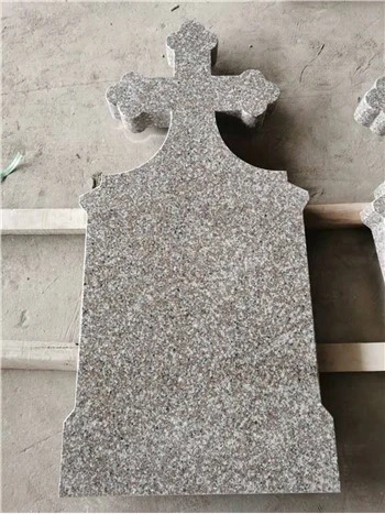 Rožiniai antkapiai ir paminklai